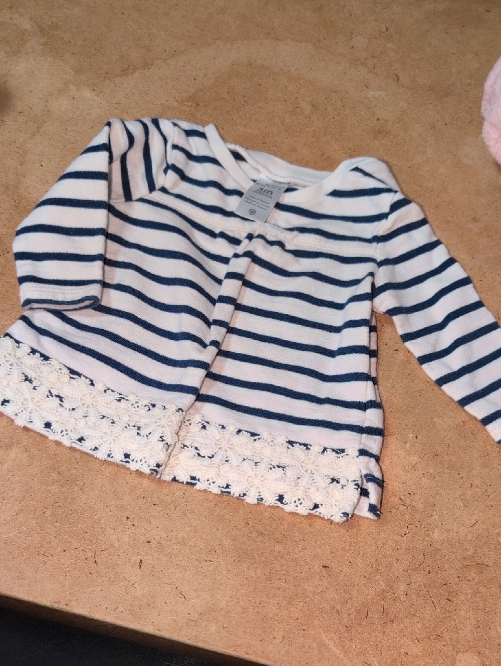 ❤️‍🔥10/$10❤️‍🔥 GUC Baby Girls Carter's Striped Long Sleeve Shirt Size 3M